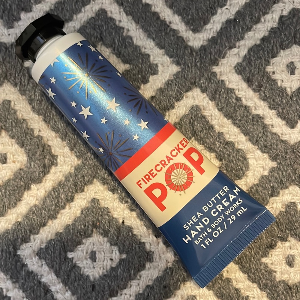 NEW! Bath & Body Works Firecracker Pop Hand Cream